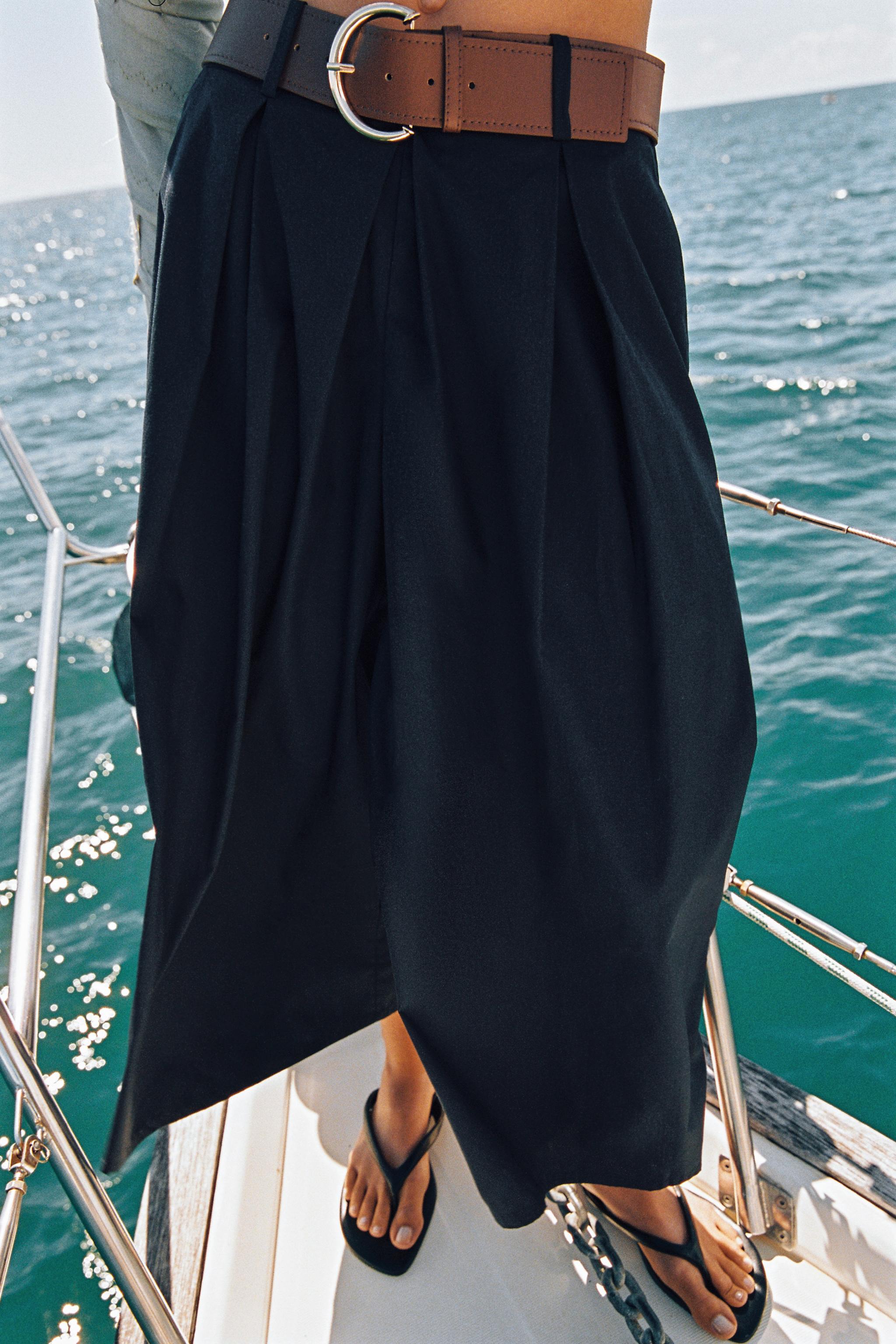 PANTALON JUPE-CULOTTE AVEC CEINTURE